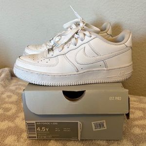 Worn 4.5Y or 6.5W Nike Air Force ones!